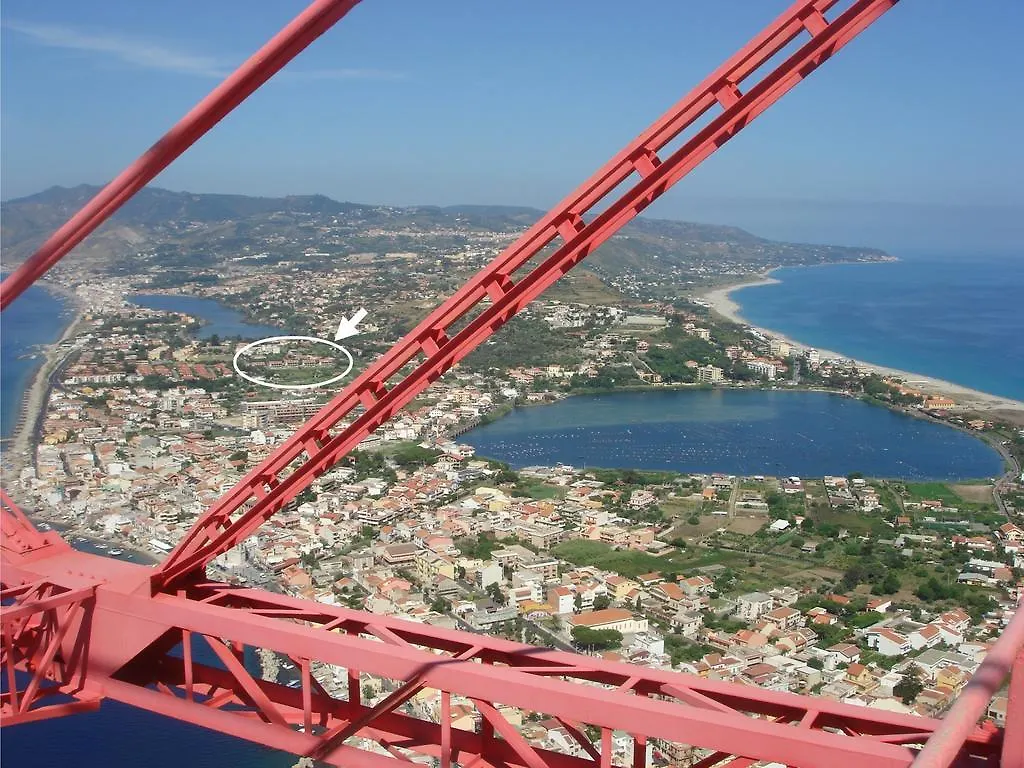 شقة فندقية Torre di Faro Residence Dei Margi