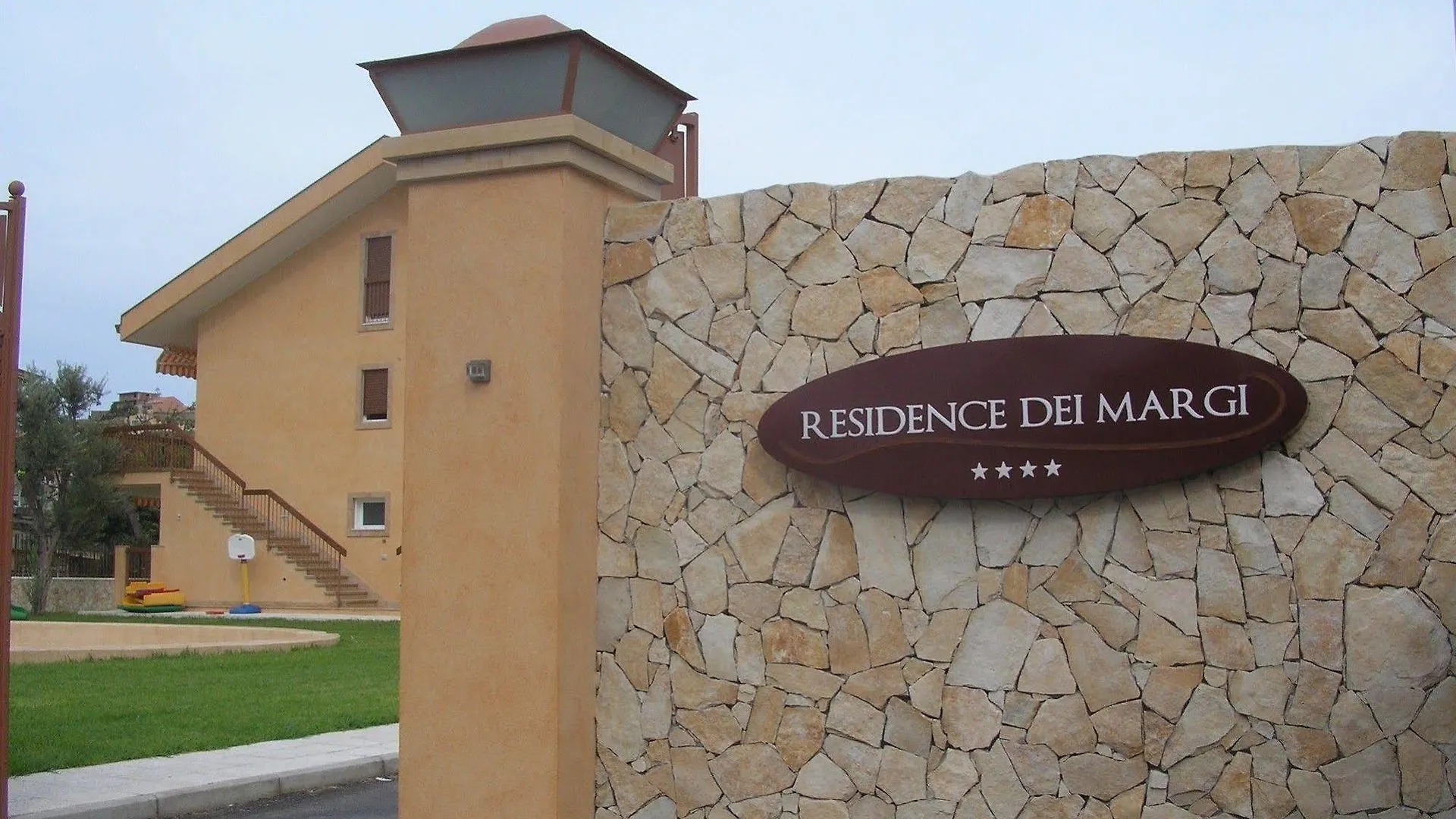 Residence Dei Margi Torre Faro