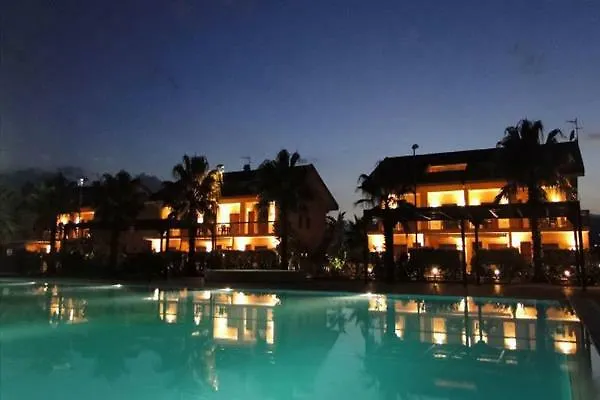 Torre di Faro Residence Dei Margi إيطاليا